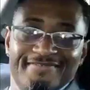 Meet your Posher, Lorenzo